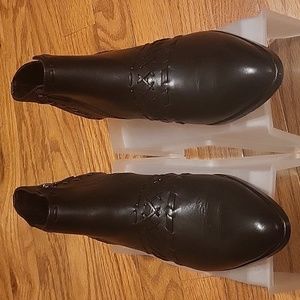 Donald J. Pliner Black Leather Ankle Boots